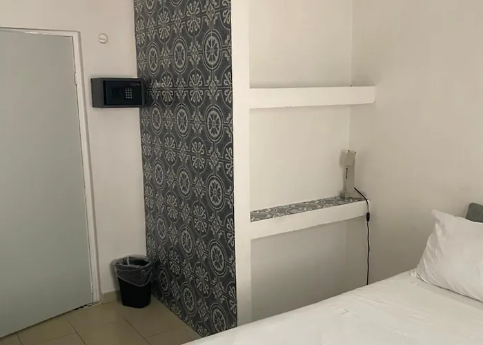 Caribo Guest house 2*